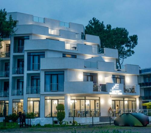 Hotel Scala in Unknown City, Georgia