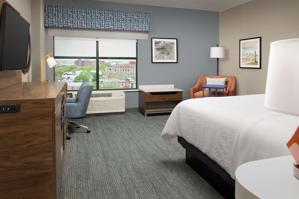 Hampton Inn Baltimore Downtown Convention Center - photo 8