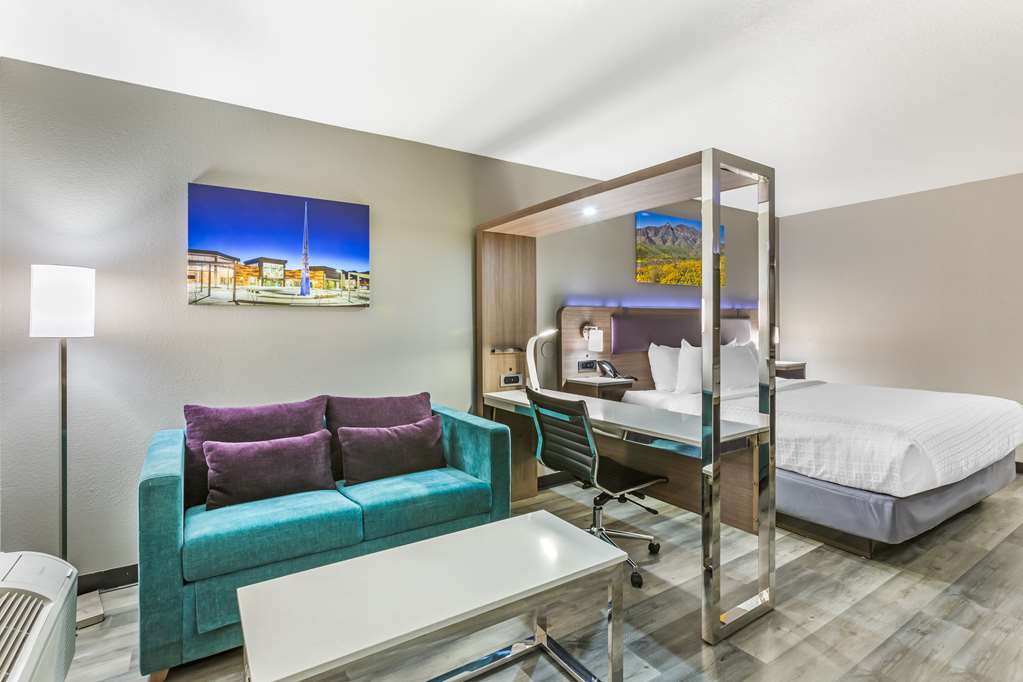 Best Western Sunland Park Inn - photo 18