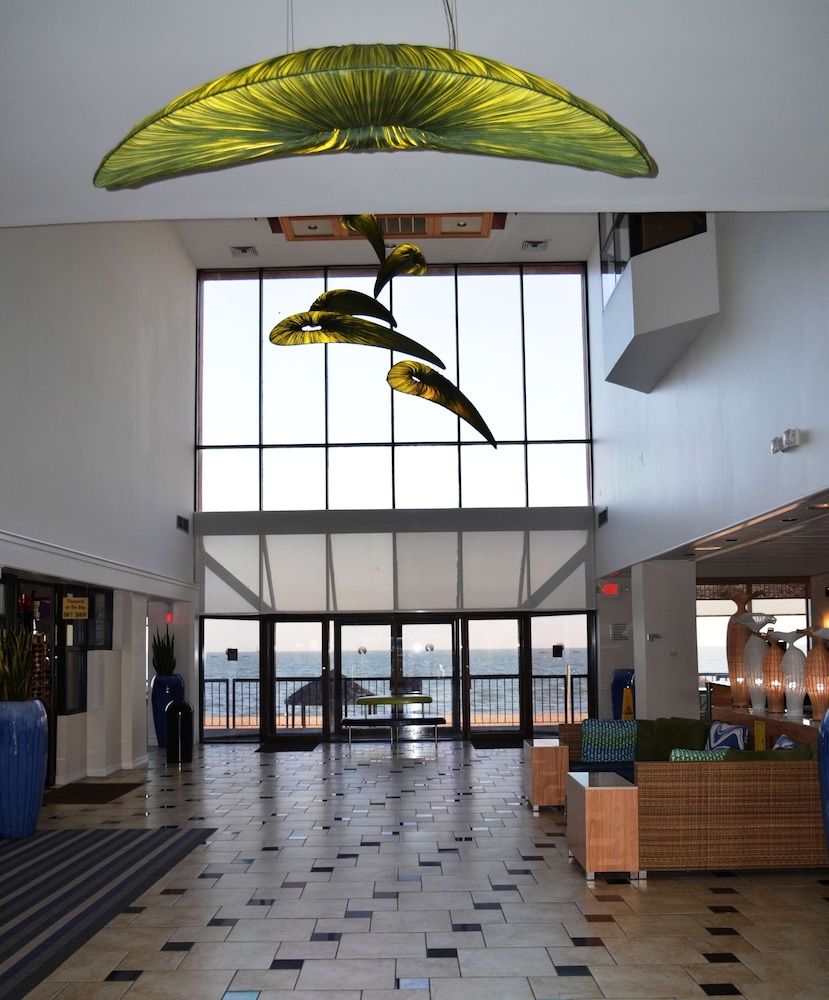 DoubleTree by Hilton Corpus Christi Beachfront - photo 36