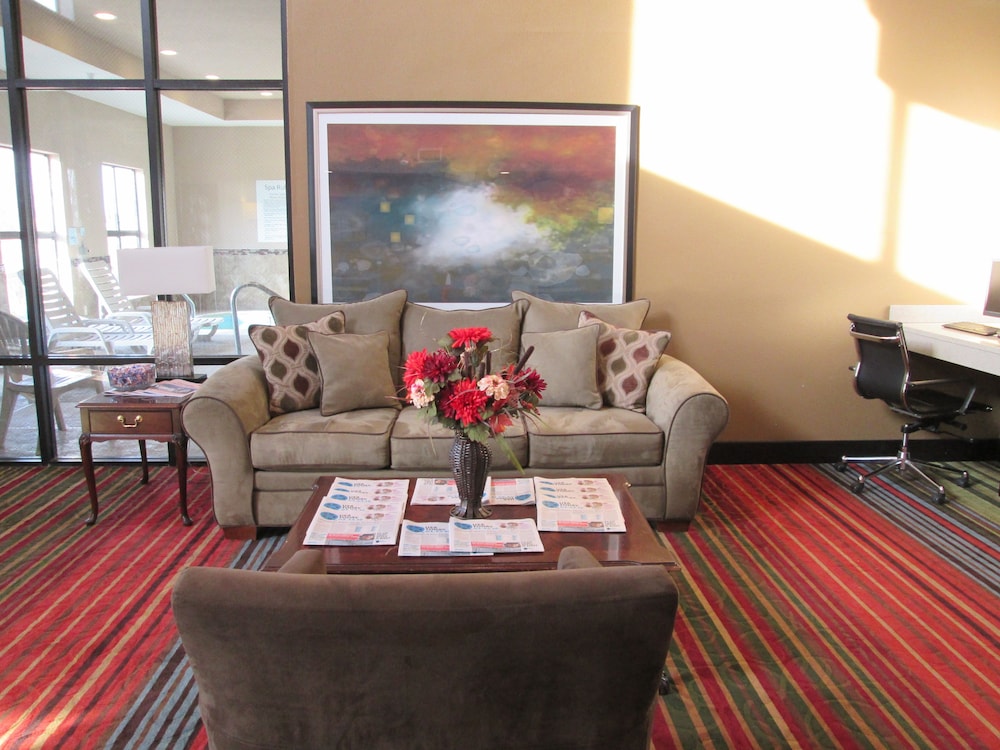Holiday Inn Express Cloverdale by IHG - photo 72