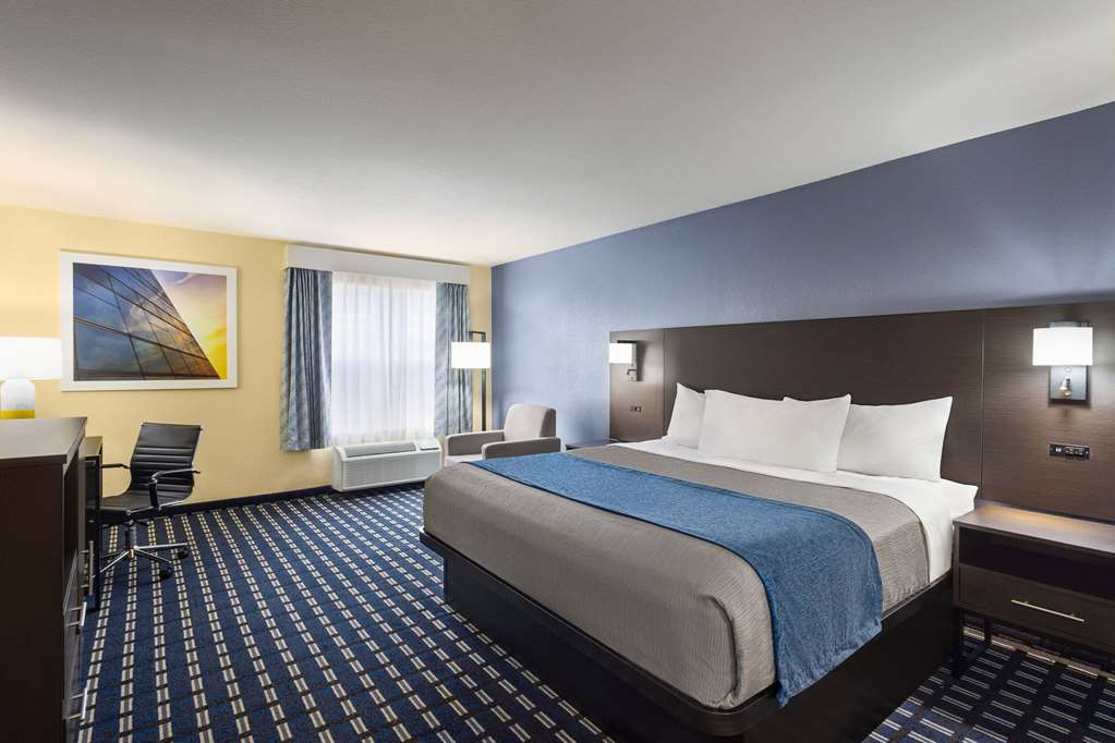 Days Inn by Wyndham Chillicothe - photo 30