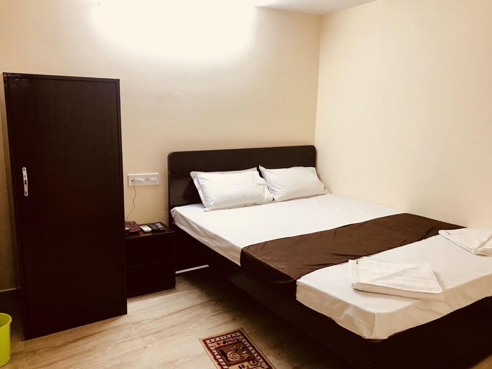 Hotel Galaxy Inn - carbon neutral hotel in Durgapur