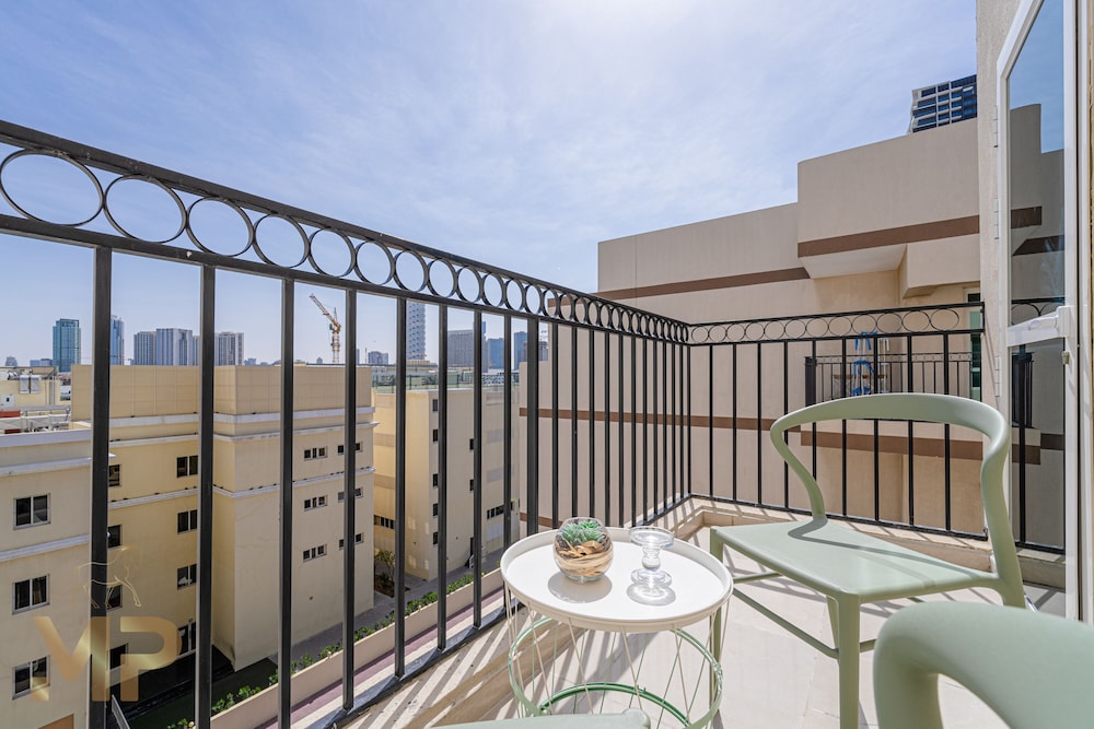 Marco Polo May Residence 2 — 4-Star Luxury Hotel in Dubai, United Arab Emirates
