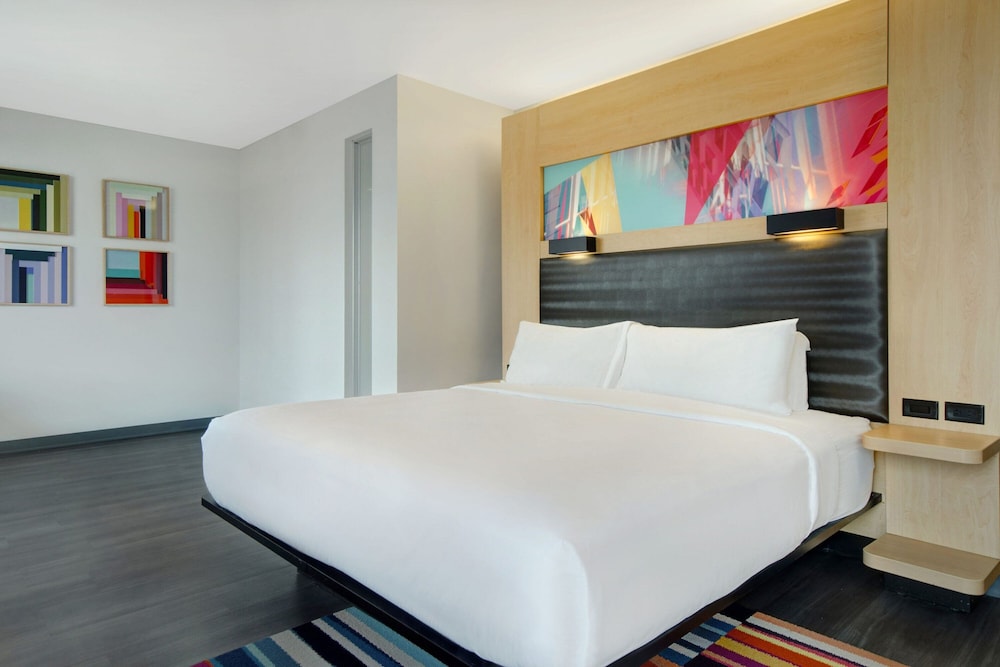 Aloft Oklahoma City Downtown Bricktown - photo 24