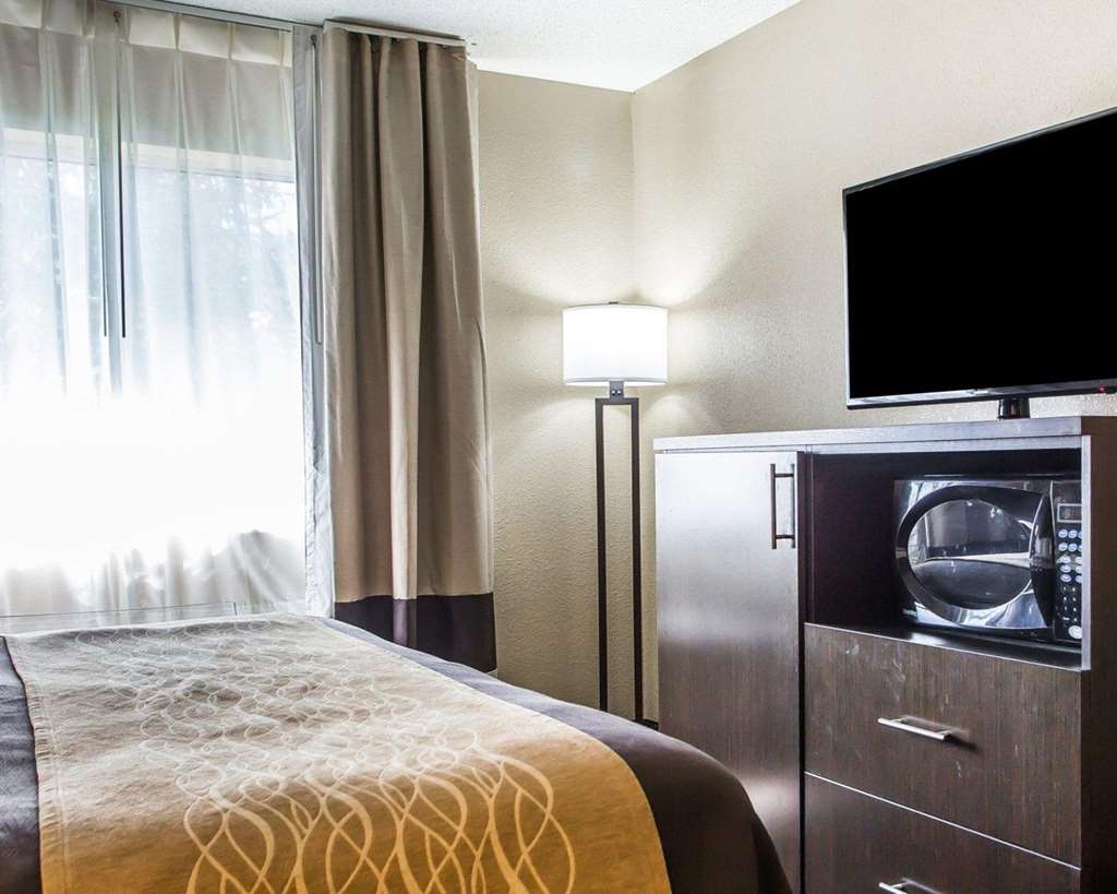 Quality Inn Dayton North Vandalia - photo 18