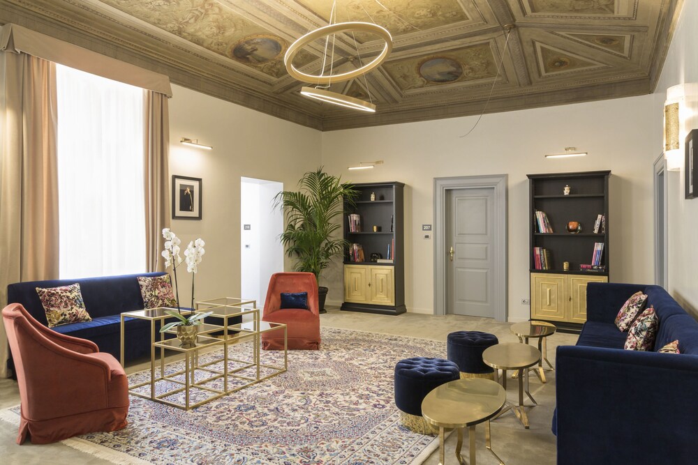 Martius Private Suites Hotel — 4-Star Luxury Hotel in Rome, Italy