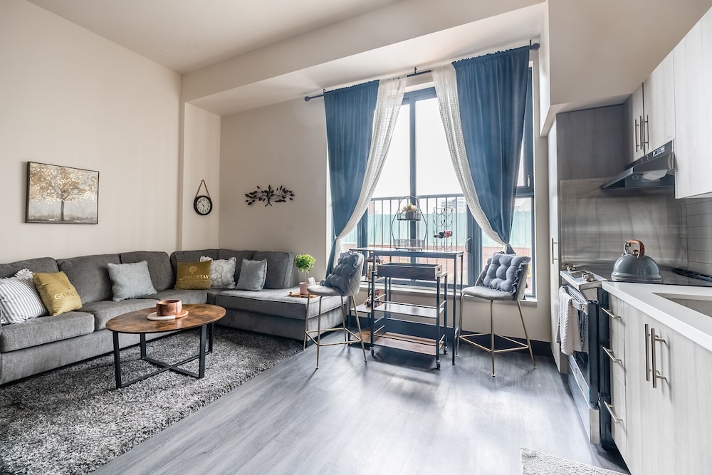 Globalstay Modern Apartment Dt Hamilton — 4-Star Luxury Hotel in Hamilton, Canada