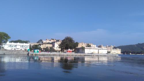 Lake face - carbon neutral hotel in Udaipur