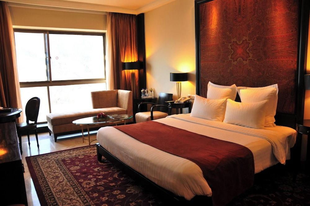 Shah Continental Hotel and Restaurant in Mansehra, Pakistan