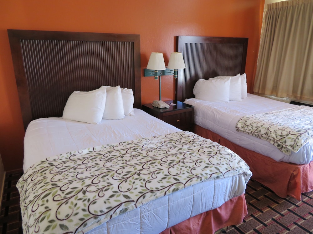 Royal Crest Motel - photo 6