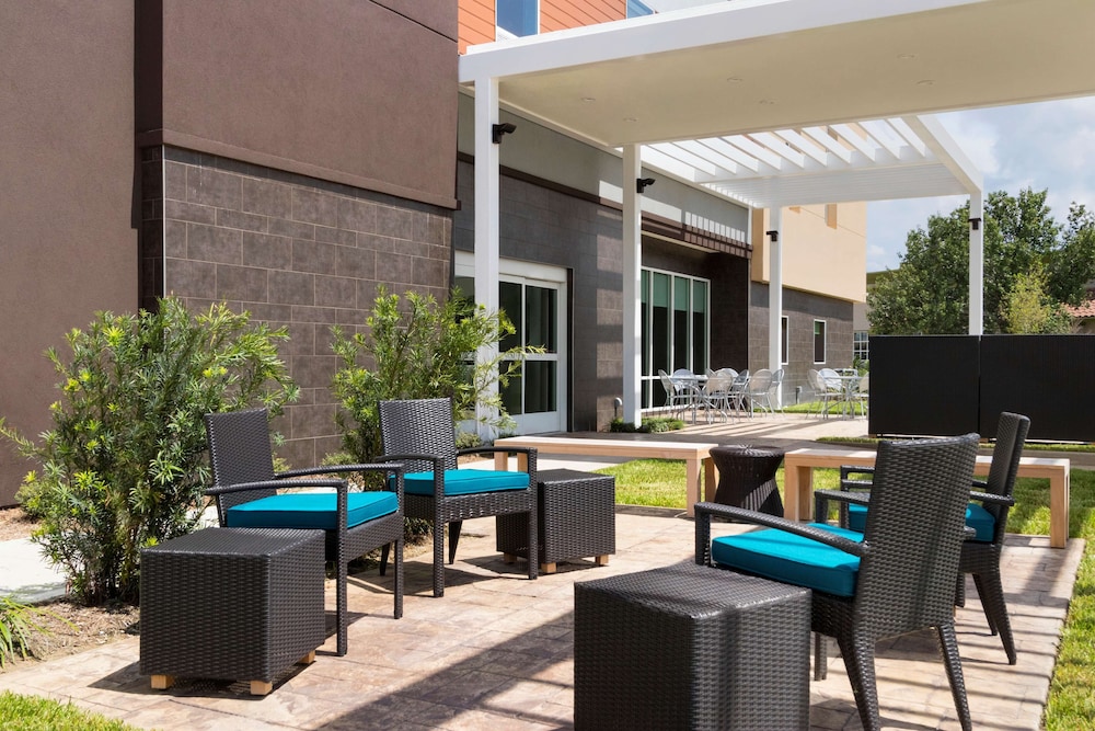 Home2 Suites by Hilton Houston Stafford - photo 18
