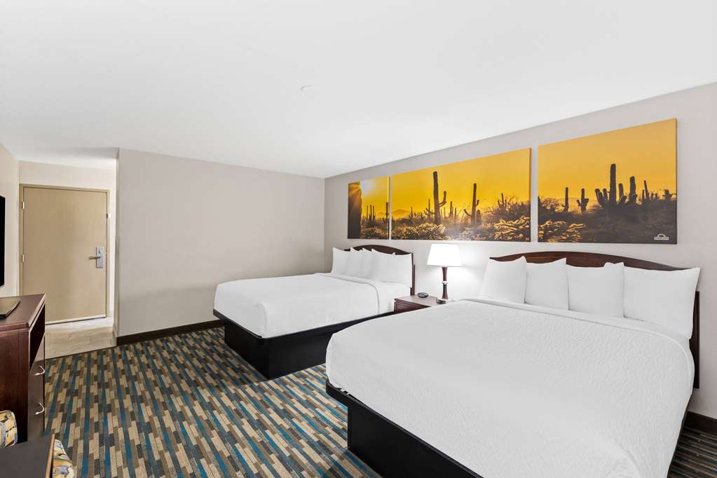 Days Inn & Suites by Wyndham Mesa Near Phoenix - photo 23