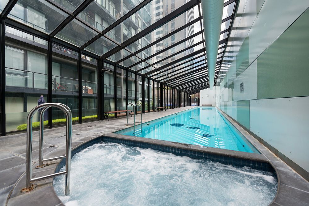 Spacious 3 Bedroom Apartment Southbank — 4-Star Luxury Hotel in Melbourne, Australia