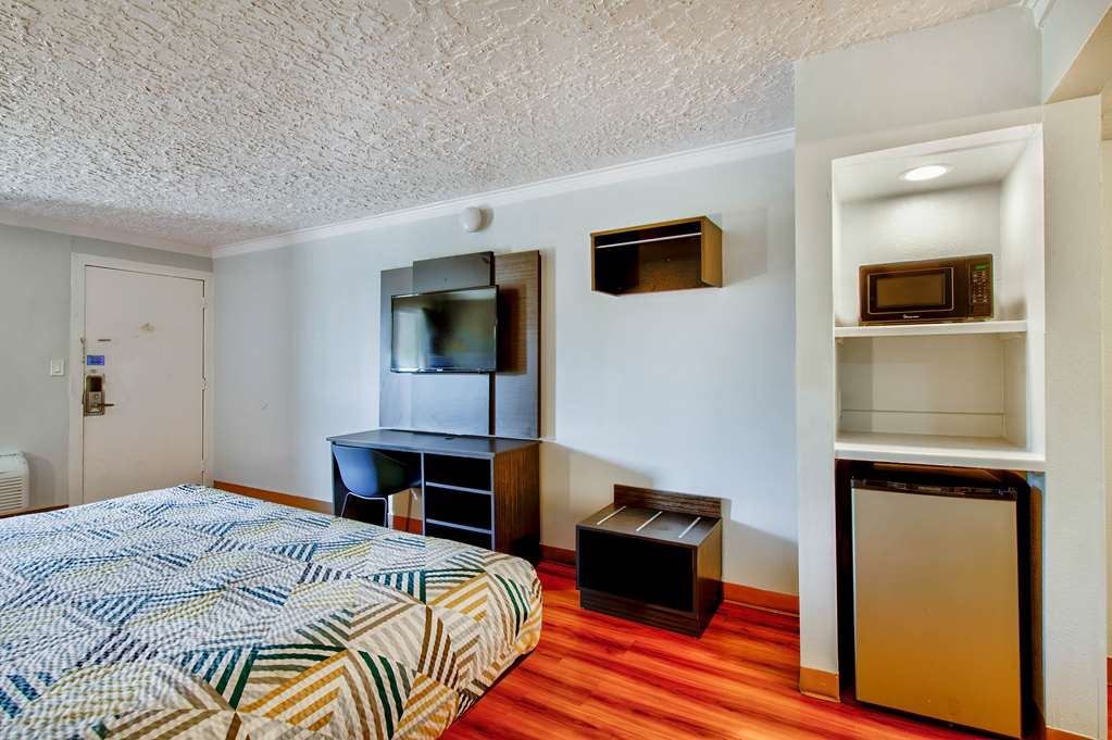 Motel 6 Fort Worth TX White Settlement - photo 14