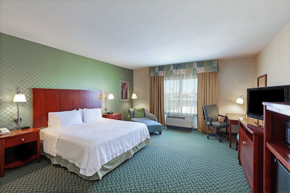 Hampton Inn & Suites El Paso West - photo 15