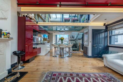 The Museum Penthouse — 4-Star Luxury Hotel in London, United Kingdom