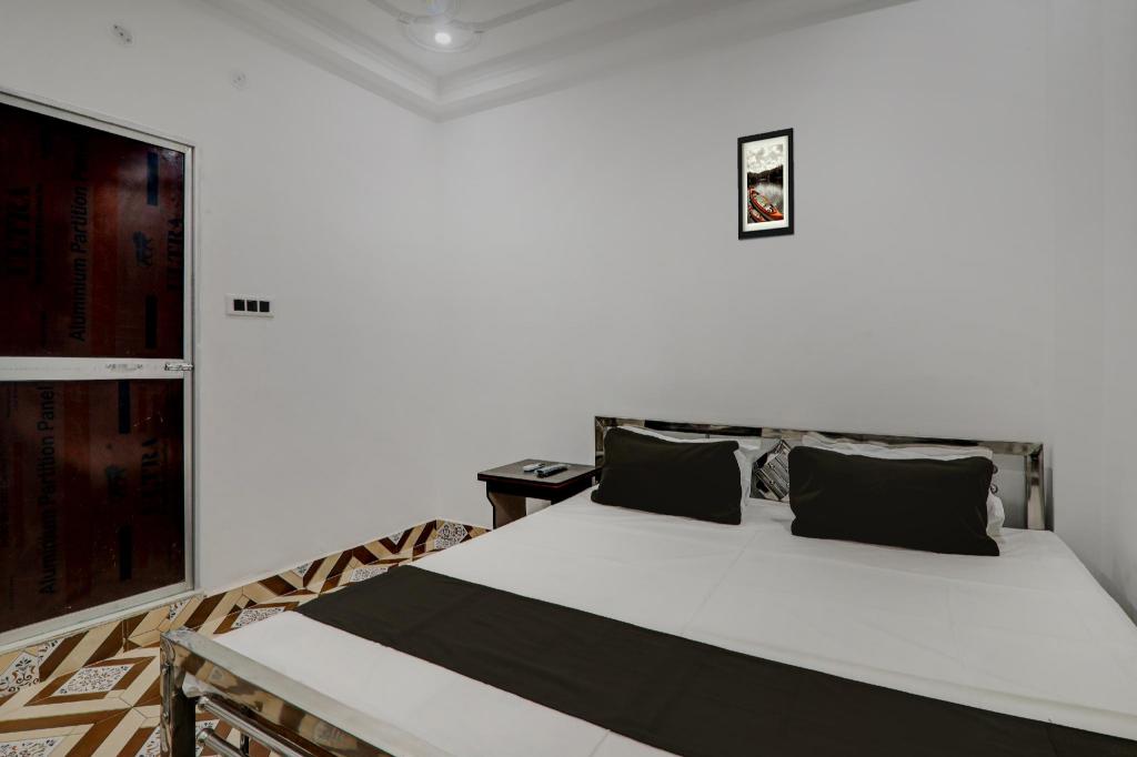 Hotel O by OYO Relax Inn in Buddh Gaya, India