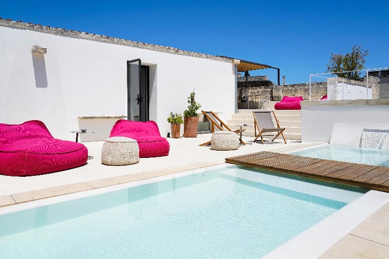 Palazzo De Noha - carbon neutral hotel in Lecce