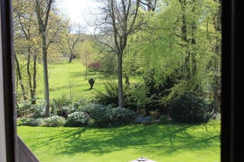Gutshaus Kubbelkow — Bergen Auf Ruegen — photo 4