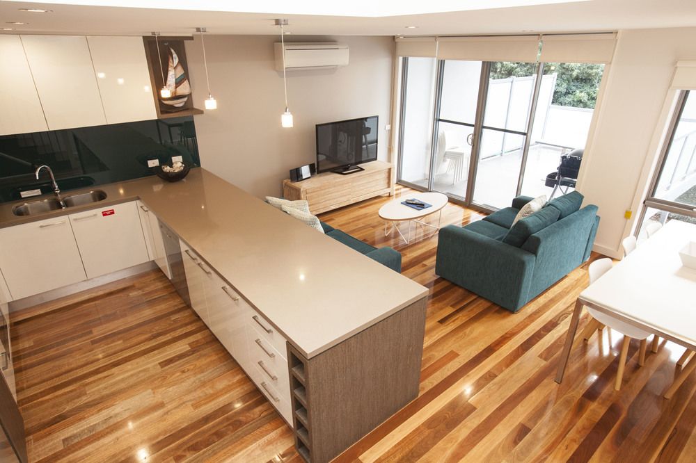 7 Falls Apartments — 4-Star Luxury Hotel in Apollo Bay, Australia