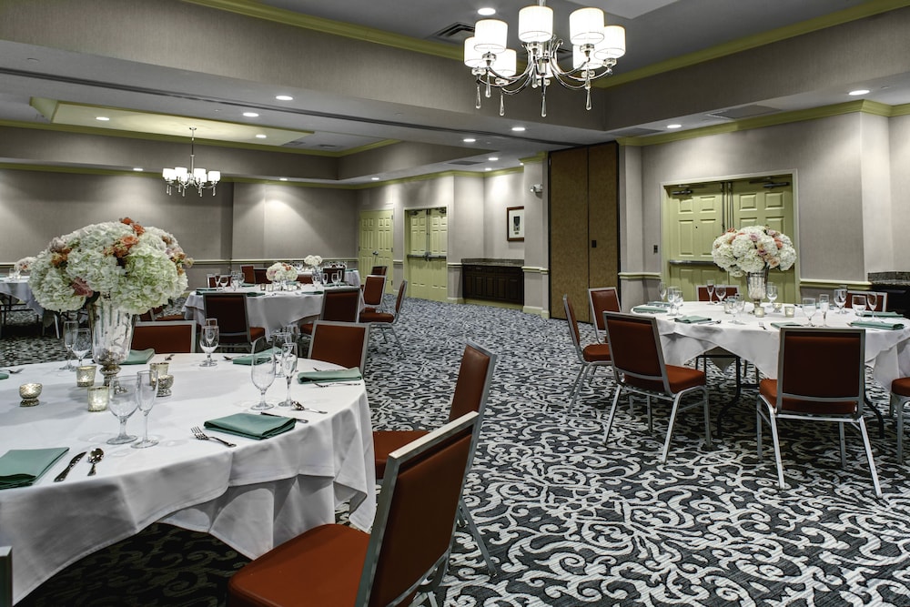 Holiday Inn Savannah Historic District by IHG - photo 37