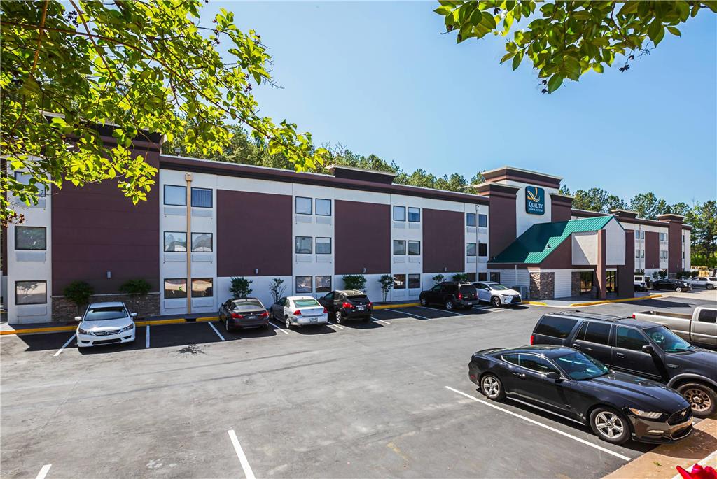 Quality Inn & Suites near Six Flags East - photo 4