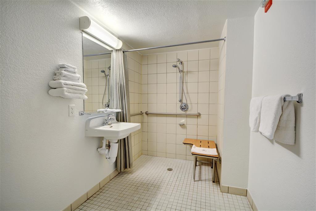 Motel 6 Newport RI - photo 17
