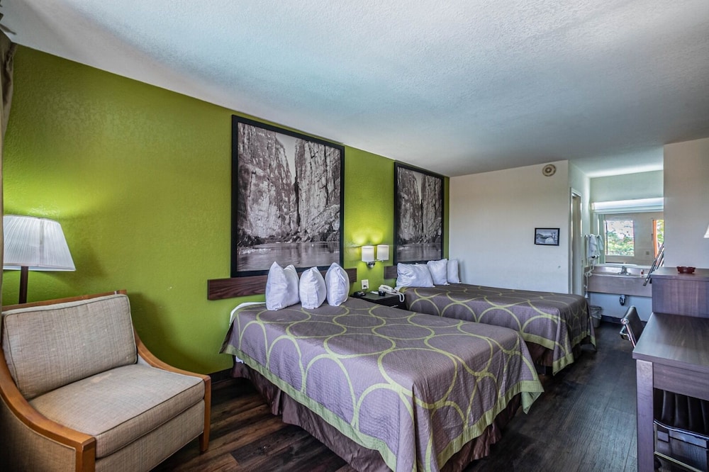 Super 8 by Wyndham El Paso Airport - photo 5