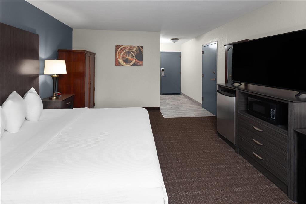 Baymont by Wyndham Chester IL - photo 15