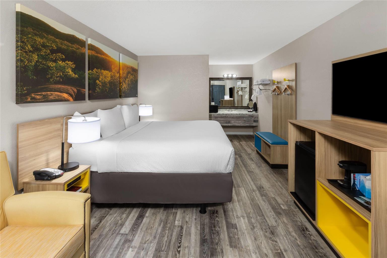 Days Inn by Wyndham Branson Ozarks - photo 15
