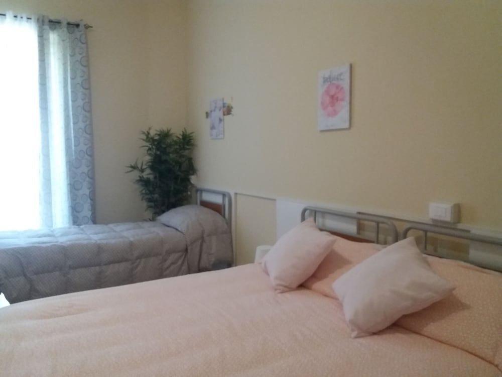 Villa Raffaella — 4-Star Luxury Hotel in Livorno, Italy