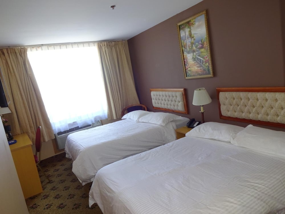 Flushing Hotel - photo 26