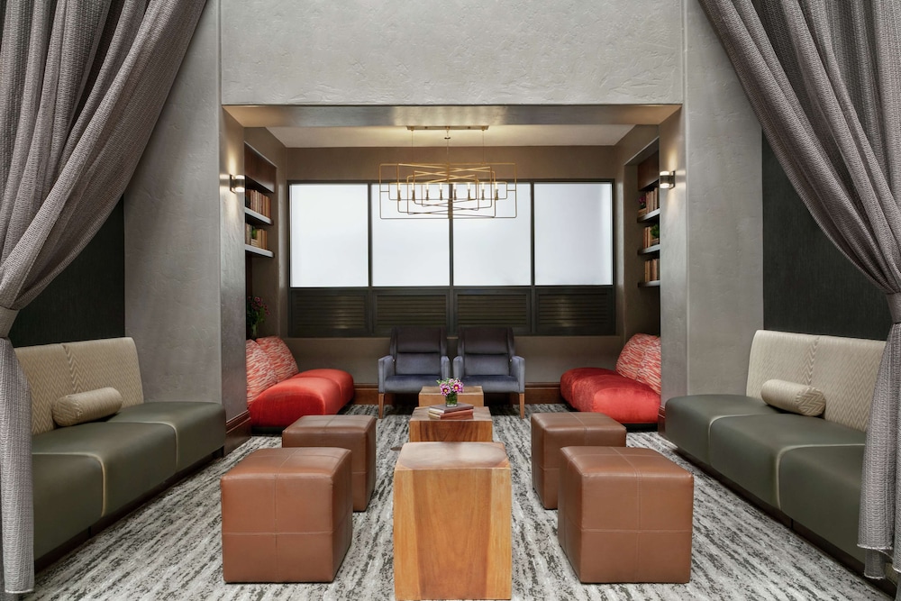 Embassy Suites by Hilton Los Angeles Downey - photo 50