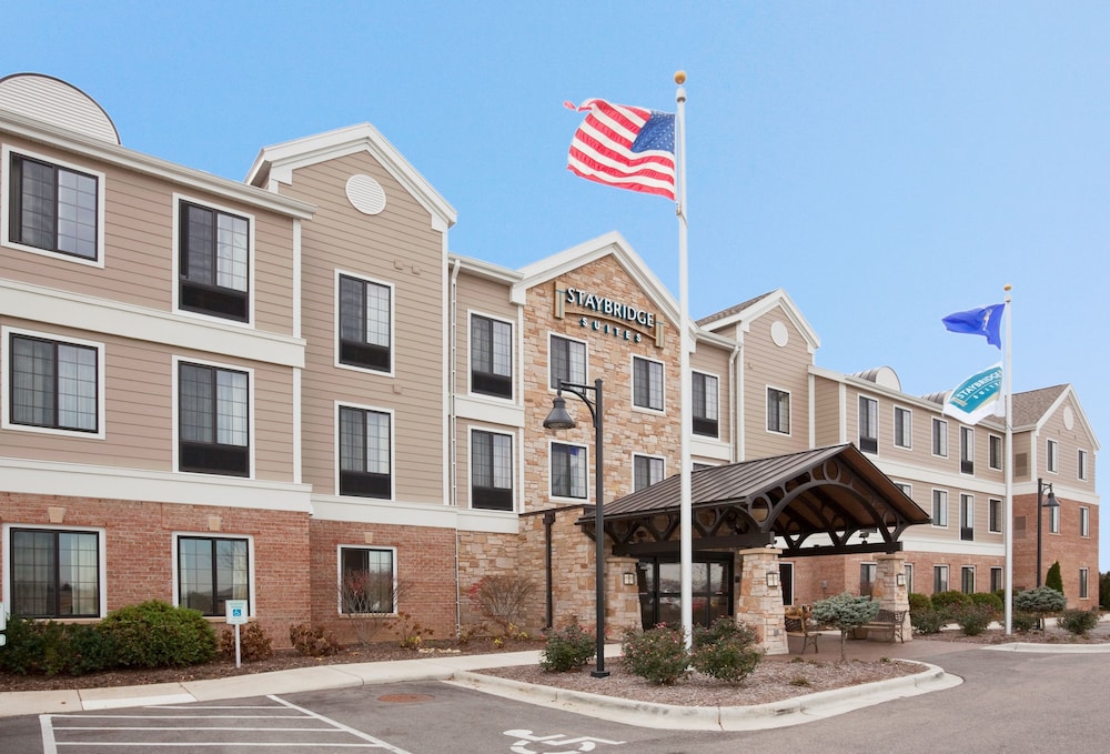 Staybridge Suites Milwaukee West Oconomowoc by IHG - photo 74