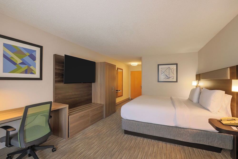 Holiday Inn Express & Suites Raleigh North Wake Forest by IHG - photo 31