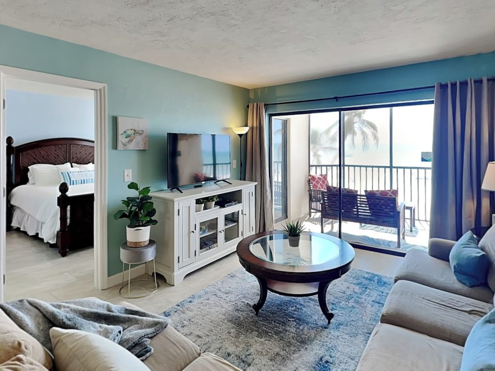 Riviera Club 204 - photo 14