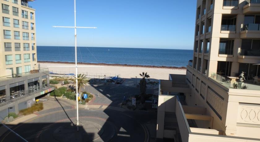 Lights Landing Apartments — 4-Star Luxury Hotel in Adelaide, Australia