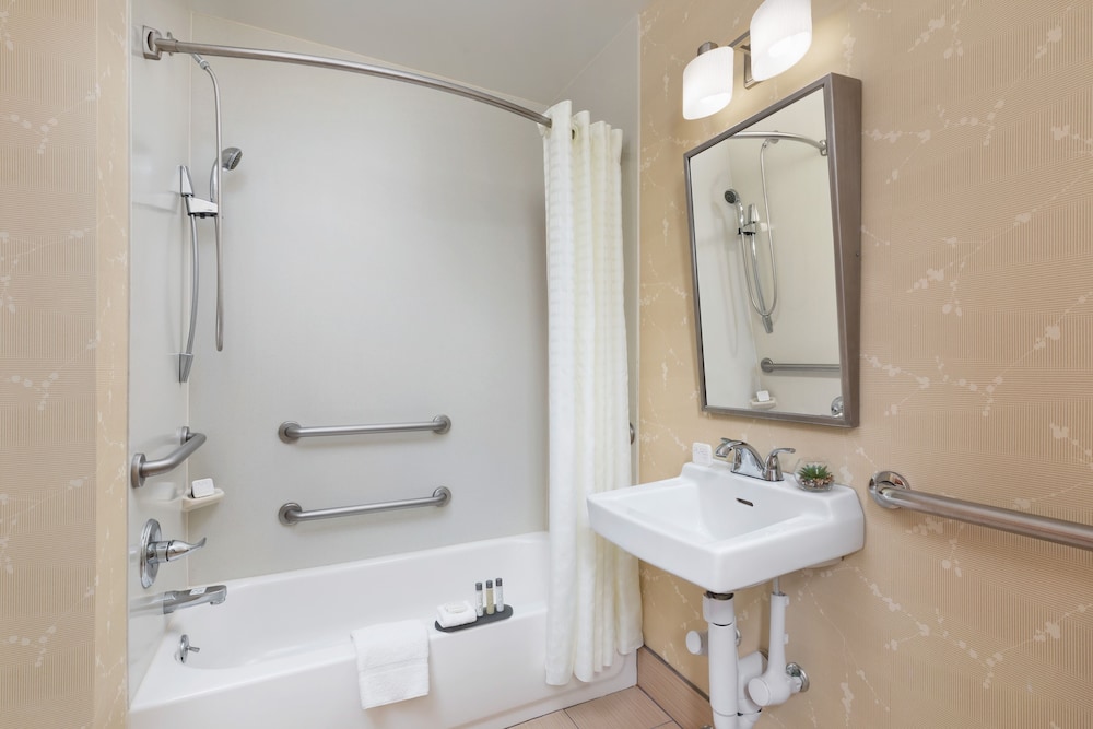 The Hotel @ Fifth Avenue - photo 35