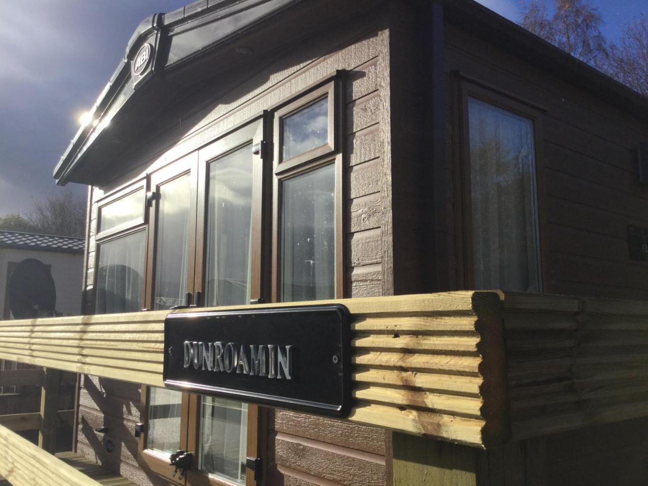 Dunroamin Lodge — 4-Star Luxury Hotel in Aviemore, United Kingdom