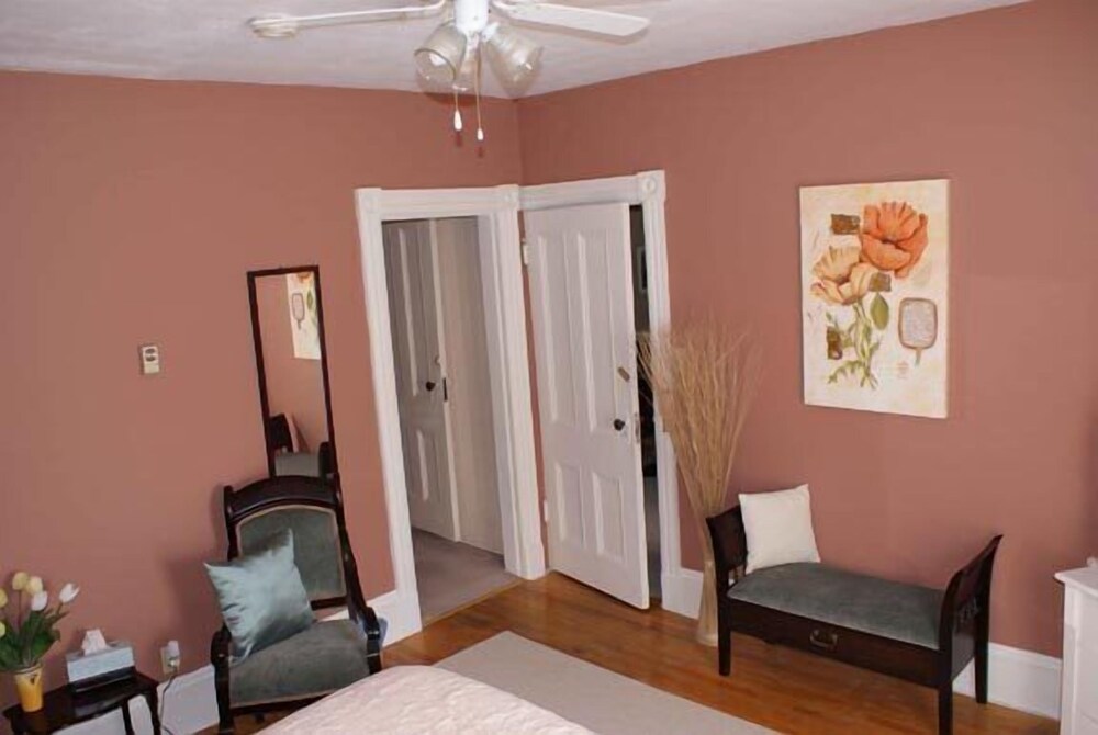 Regent Bed & Breakfast — Miramichi — photo 4
