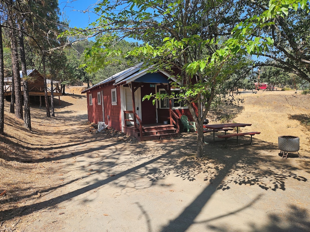 Lakeview Terrace Resort - photo 21