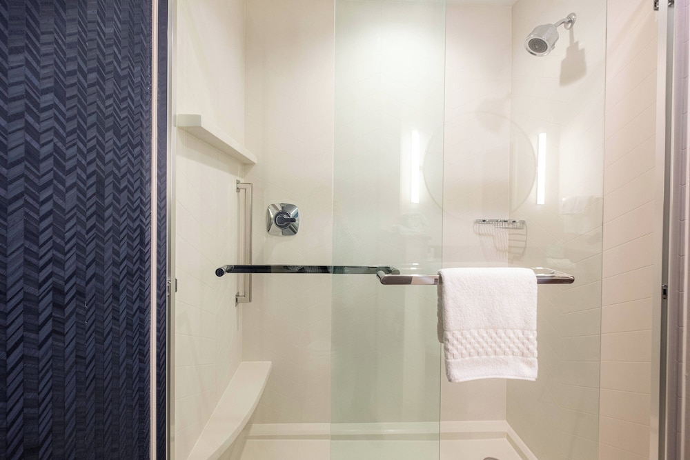 Fairfield Inn & Suites by Marriott Fond du Lac - photo 11