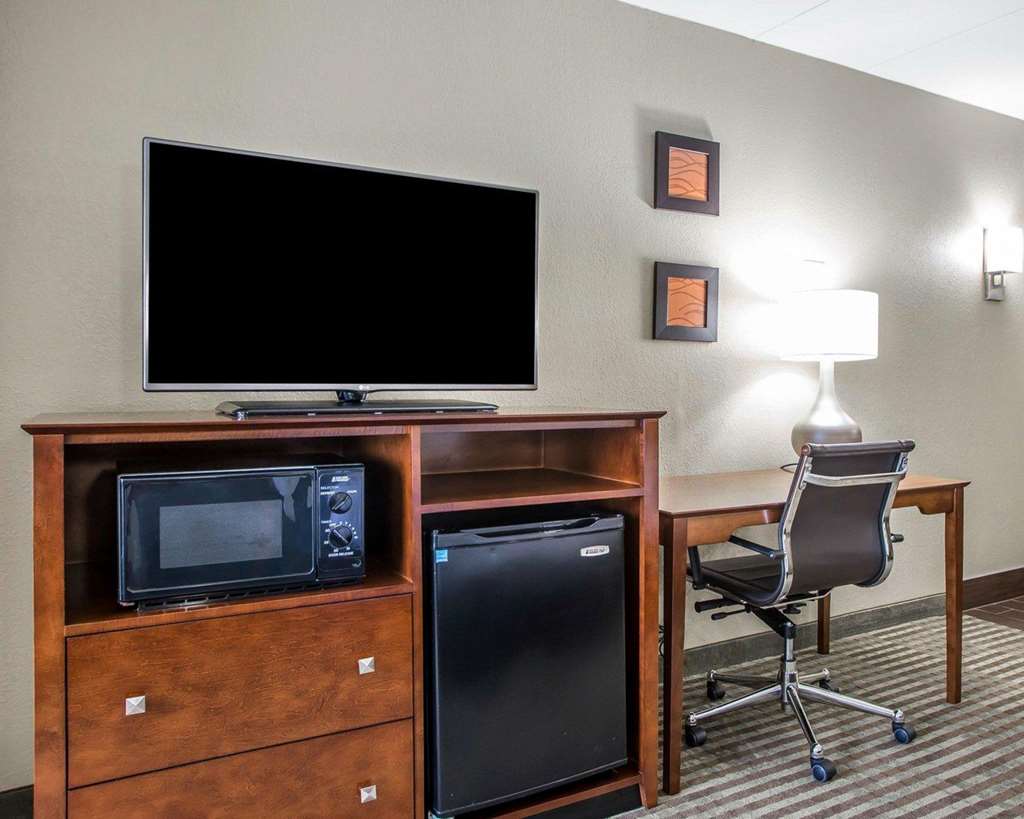 Comfort Inn Hammond I 94 - photo 25