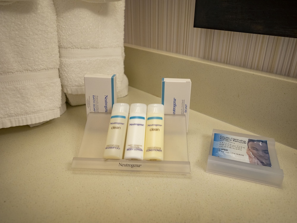 Hilton Garden Inn Evansville - photo 8