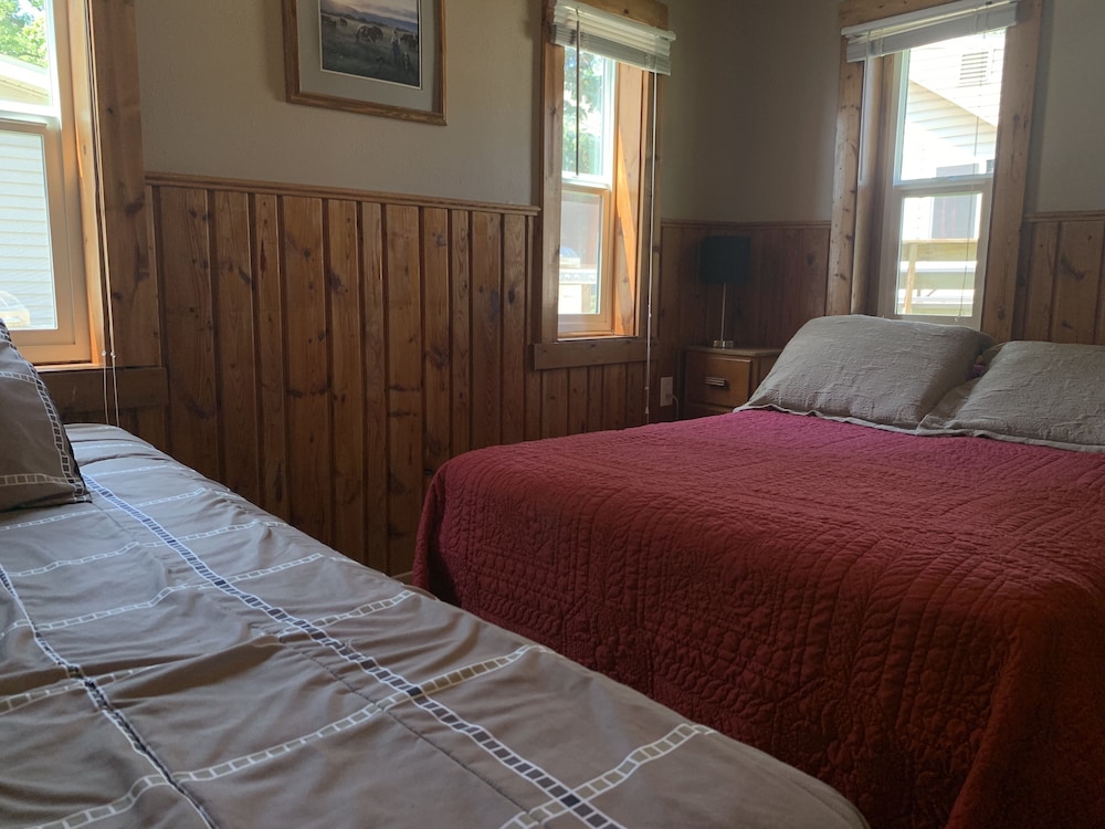 Hollys Resort - photo 39