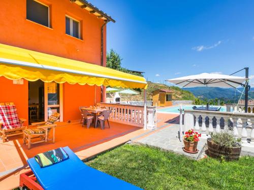 Holiday Home Red House by Interhome — 4-Star Luxury Hotel in Pescia, Italy