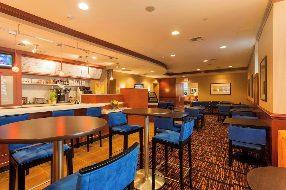 Courtyard by Marriott Boston Copley Square - photo 25