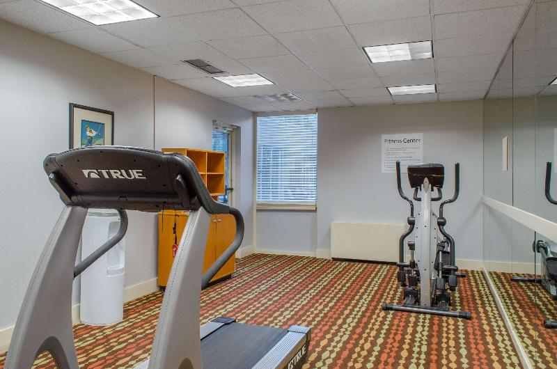 Ramada by Wyndham Shreveport Airport - photo 51