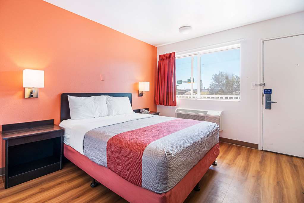 Motel 6 Corpus Christi TX Northwest - photo 8